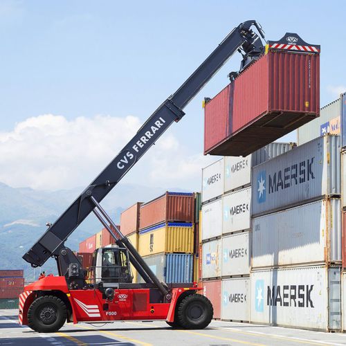Reach-Stacker / Obenhubspreader - F500.RS series - CVS Ferrari - für beladene Container