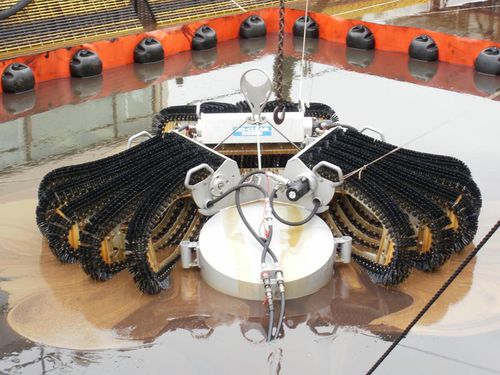 Ölskimmer / mehreren Bürsten - Giant Octopus - Desmi