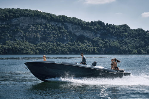 Außenborder-Konsolenboot - Virgo TT - CLEAR - mit Mittelkonsole / max. 10 Personen / Sonnendeck