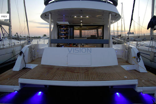 Express-Cruiser / Katamaran - 43 Special Edition - Flash Catamarans - Innenborder / Diesel / Flybridge