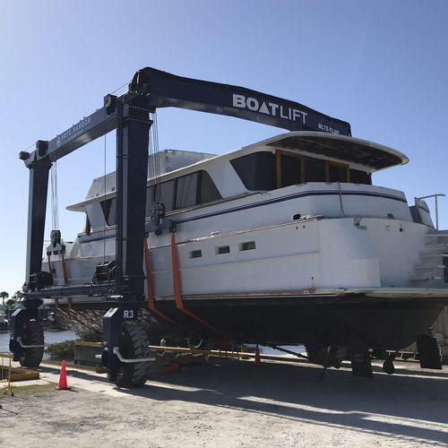 Ferngesteuerter Travellift - BL75TL-RC - BOAT LIFT - mit Allradlenkung / für Hubanwendungen