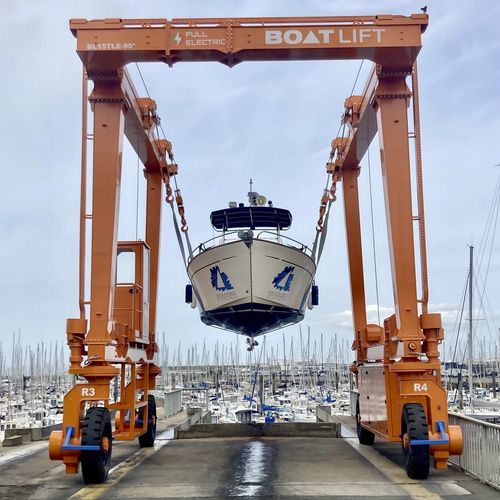 Elektrischer Travellift - BL15TLE  - BOAT LIFT - ferngesteuert