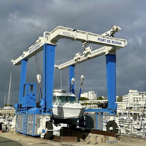 Ferngesteuerter Travellift - BL30TLE-90°DSC - BOAT LIFT - elektrisch