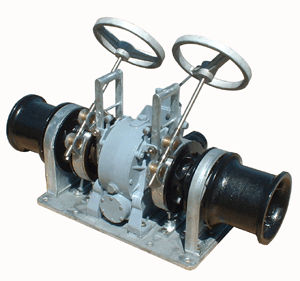 Winde für Schiffe - Spencer Carter - für Ankermanöver / Hydraulikmotor / Einzeltrommel