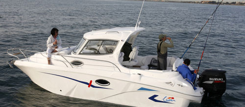 Cabin-Cruiser / Außenborder - Clon FB / OB - Lema boats - mit geschlossenem Cockpit / Sportfischer / max. 6 Personen
