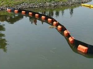 Sperre zur Schadstoffbekämpfung - PERMAFENCE - Elastec - Starre Schwimmkörper / für Fluss