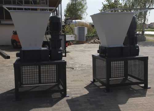 Kunststoffe-Abfallzerkleinerer - ZM 3  - Mercodor GmbH Sondermaschinenbau KG - für Schiffe