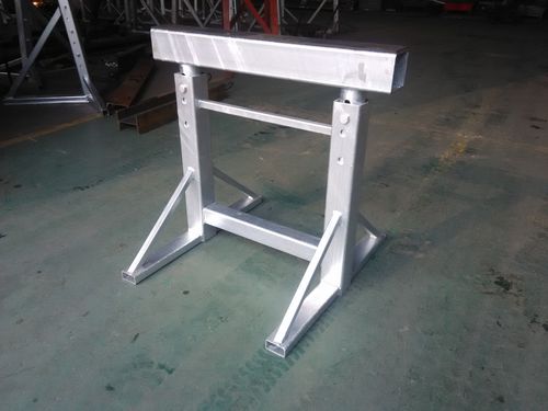 Stützfuß zum Aufdocken für Motorboot - Hull - Yachtgarage - für Segelboot / verstellbar / verzinkt