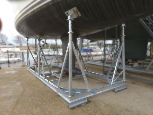 Motorboot-Bootsgestell - Yachtgarage - für Segelboot / für Kiel / Schwertransport
