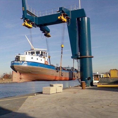 Kran für Yachthafen - SRC 4100 - SCHILSTRA BOATLIFT SYSTEMS - mit schwenkbarem Ausleger