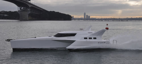 Express-Cruiser / Trimaran - Azzum - LOMOcean Design - Innenborder / Diesel