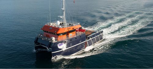 Arbeitsboot Berufsschiff - Guru  - LOMOcean Design - Katamaran / Innenborder / Aluminium