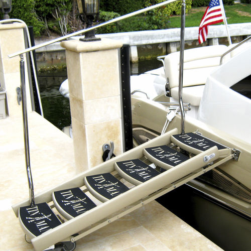 Treppe für Yacht - UMT MARINE LLC