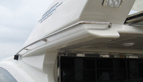 Handlauf für Boote - UMT MARINE LLC - Edelstahl / Aluminium