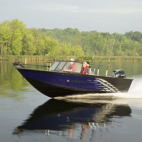Bay-Boat / Außenborder - SUPERFISHERMAN 186 - Stardeck by starcraft - Open / mit Doppelkonsole / Sportfischer