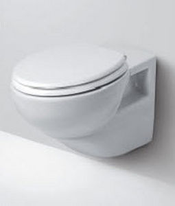 WC für Marineanwendungen - Sky - Planus - Schwerkraftspülung / wandmontiert