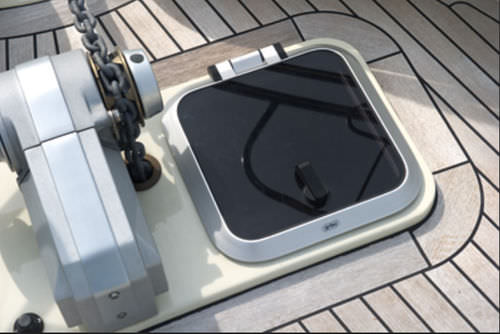 Quadratische Deckluke - FLUSHLINE - Gebo Marine Glazing B.V. - für Boot / öffnend