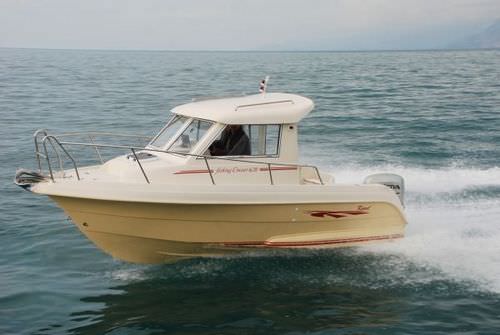 Cabin-Cruiser / Außenborder - 660 CRUISER XS - Karel Boats - Hardtop / mit Steuerhaus / Sportfischer