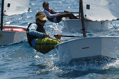 Einhandjolle - AB RE - ASTRO Barcelona Racing Equipment, SL - Kinder / Regatta / Optimist