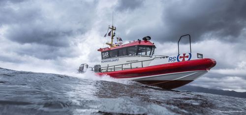 Patrouillenboot Berufsschiff - HB 1211 SAR - HUKKELBERG BOATS - Such- und Rettungsboot / Hospitalschiff / Inboard-Hydrojet