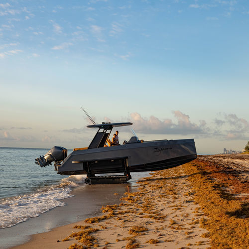 Außenborder-Konsolenboot - Sport - Iguana Yachts - zweimotorig / Gleiter / mit Mittelkonsole