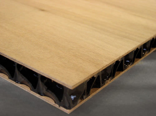 Dekor-Sandwichplatte - Plyben™ - Bencore S.r.l.  - Wabenstruktur / Holz