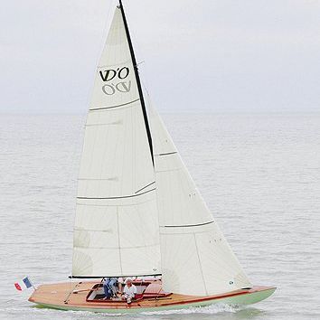 Traditionelles Segelboot - Vert d'O. - CHANTIER DES ILEAUX - Daysailer / Holz / mit elektrischem Antrieb