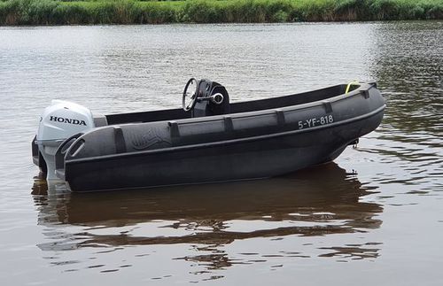 Offenes Boot / Außenborder - 400 - WHALY BOATS  - Open / mit Mittelkonsole / Freizeit