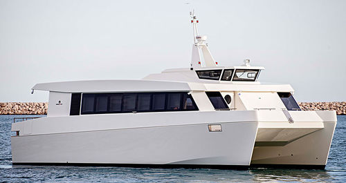 Passagierboot Berufsschiff - 17 CF - ARES Shipyard - Katamaran / Innenborder / Verbundwerkstoff