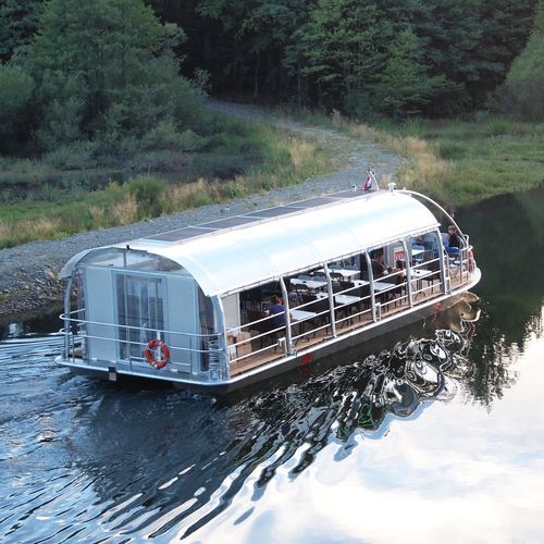 Ausflugsboot Berufsschiff - TEMA 360Cat (2x6kW 24Vdc) - TEMA - Katamaran / Innenborder / solarelektrisch