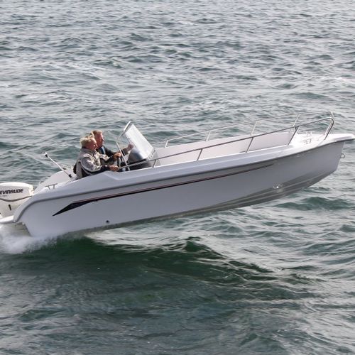 Außenborder-Konsolenboot - SM21R - Mazury Sp. z o.o.  - Innenborder / mit Mittelkonsole / Sportfischer