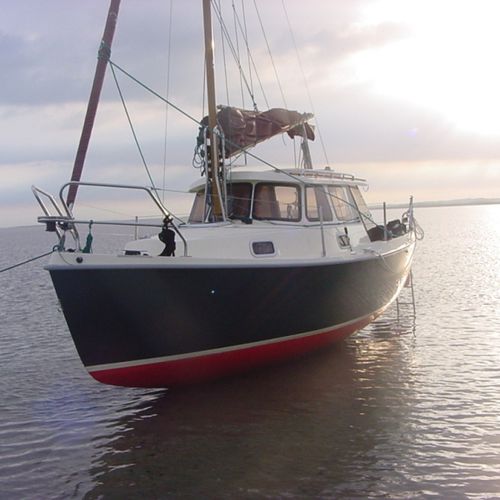 Segelboot für Kreuzfahrten - 660 - HABER YACHTS Sp. z o.o.  - 4 Kojen / mit geschlossenem Cockpit / Bugspriet