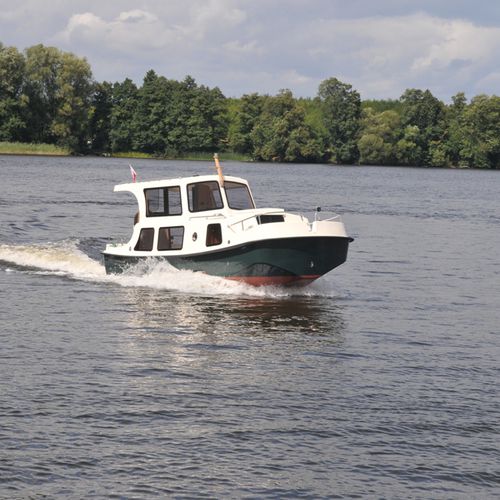 Express-Cruiser / Außenborder - 20 mini Reporter - HABER YACHTS Sp. z o.o.  - Hardtop / max. 6 Personen / 2 Kabinen