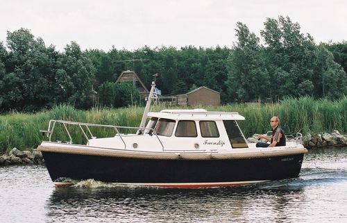 Cabin-Cruiser / Innenborder - 660M - HABER YACHTS Sp. z o.o.  - Diesel / Verdränger Rumpf / Hardtop