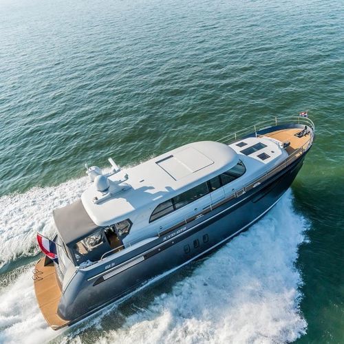 Motoryacht für Kreuzfahrten - KWINTEBANK - Steeler Yachts - Hardtop / 3 Kabinen / 6 Kojen