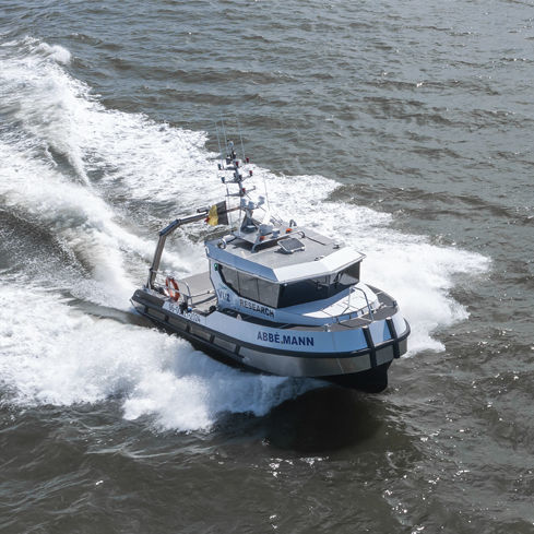 Studien- und Forschungsschiffe Berufsschiff - Porter 110 - STORMER MARINE - Innenborder / Aluminium