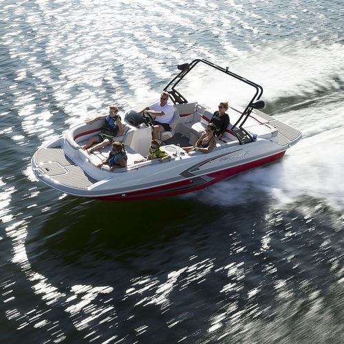 Deck-Boat / Innenborder - Star Step 221 I/O - Starcraft - Wakeboard / max. 13 Personen