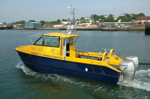 Patrouillenboot Berufsschiff - Killigrew - Cheetah Marine - Katamaran / Außenborder