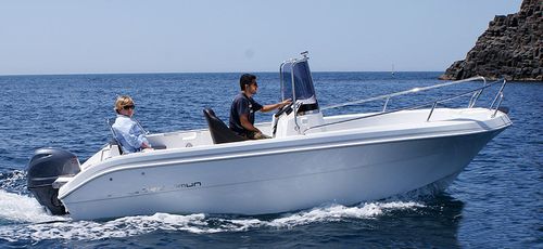 Außenborder-Konsolenboot - QX550 - Marine Times Newspaper - mit Mittelkonsole / Freizeit / für die Fischerei