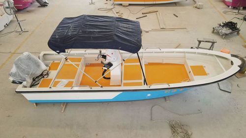 Außenborder-Konsolenboot - YB-620 - Changzhou Youbang Boat Co., Ltd. - mit Mittelkonsole / Wasserski / Sportfischer