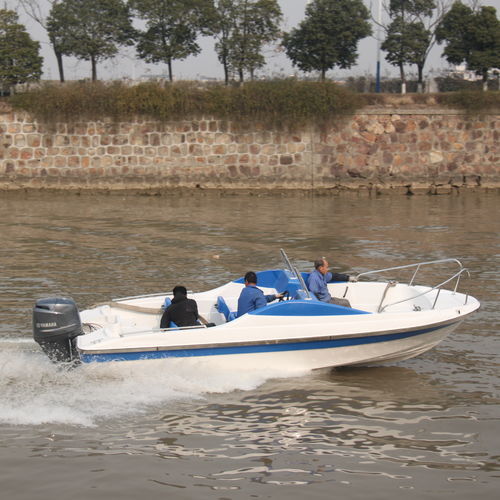 Offenes Boot / Außenborder - YB-600 - Changzhou Youbang Boat Co., Ltd. - Open / mit Doppelkonsole / Bowrider