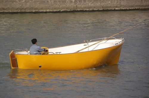 Offenes Boot / Innenborder - YB-575 - Changzhou Youbang Boat Co., Ltd. - elektrisch / Open / mit Mittelkonsole