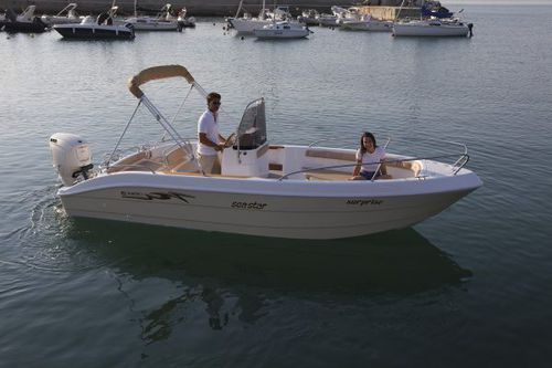 Außenborder-Konsolenboot - SEASTAR - SOCIETA' CONERO sas - mit Mittelkonsole / Glasfaser / max. 7 Personen