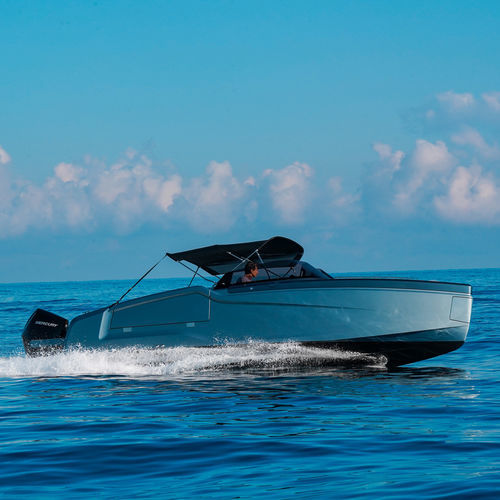 Außenborder-Runabout - WAMA 27 - LUXOLOR BOATS - Open / mit Doppelkonsole / 1 Kabine