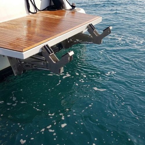 Aufzug für Jet-Ski - Compass Rise - Compass Marine - schiffsmontiert / hydraulisch
