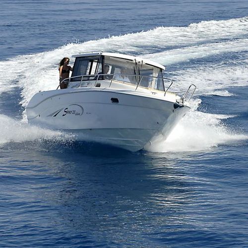 Cabin-Cruiser / Außenborder - 300 Deluxe - SAVER  S.R.L. - zweimotorig / Hardtop / mit geschlossenem Cockpit