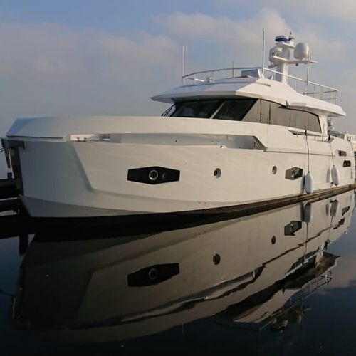 Motoryacht für Kreuzfahrten - GN60 - Naval Yachts - Trawler / Flybridge / elektrisch