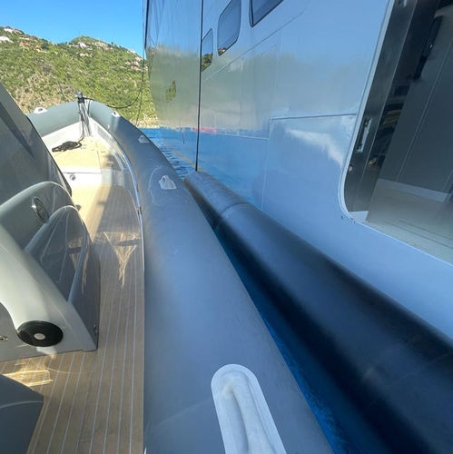 Fender für Yacht - TENDAFENDA - DEFENDA - Beiboot / zylindrisch / schwarz