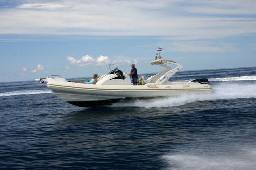 Außenborder-Schlauchboot - Piranha 10m - Piranha Ribs Ltd - zweimotorig / halbstarr / mit Mittelkonsole