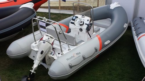 Außenborder-Schlauchboot - Piranha P450 Ocean - Piranha Ribs Ltd - RIB / mit Mittelkonsole / Roll-Bar